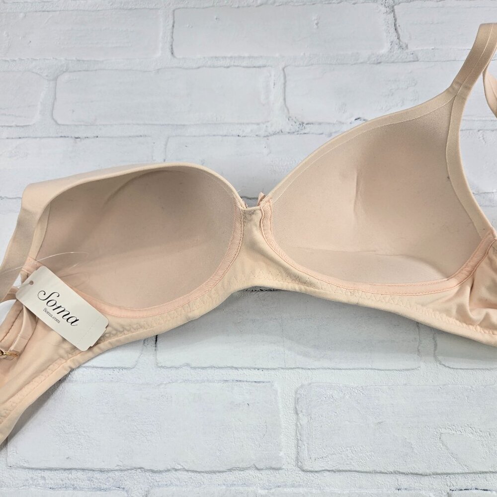 NWT Soma Embraceable Wireless Bra Light Nude 36B - Picture 3 of 6